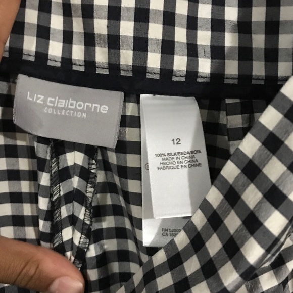 Woman’s black and white plaid dress pants. - Picture 3 of 4